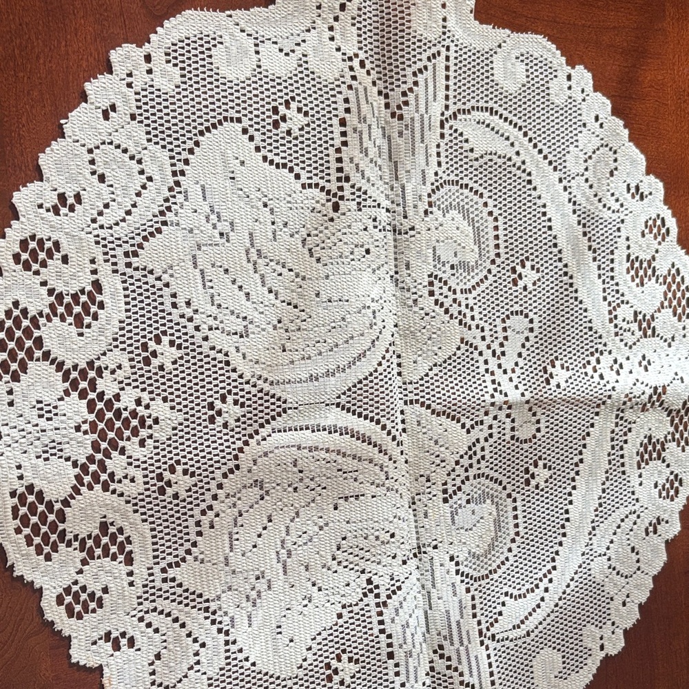 Chic White Lace Doily